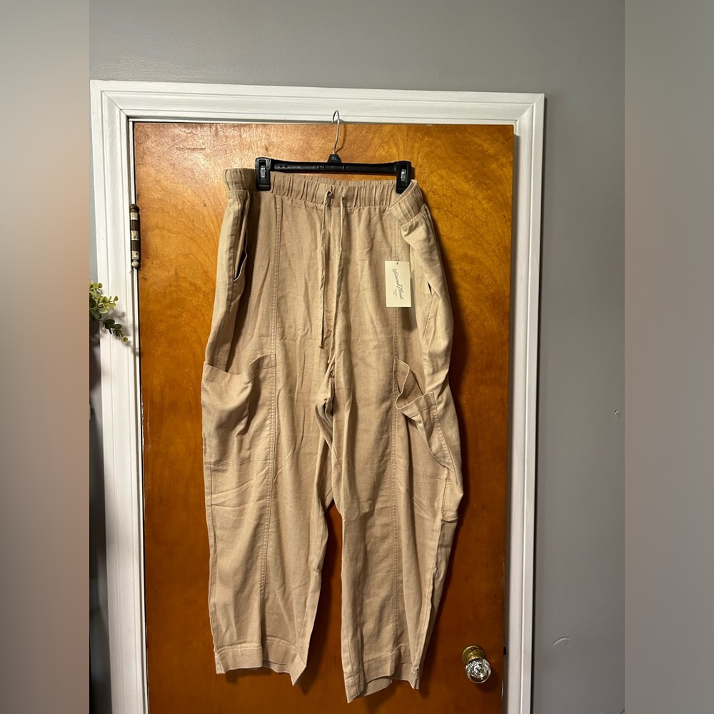 NWT Universal Thread Pull on Linen Blend Pants